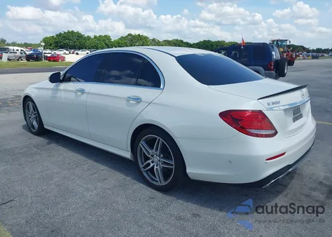 2017 Mercedes-Benz E 300 from USA, damaged, VIN WDDZF4JB2HA068776